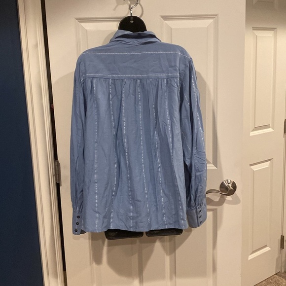 XXL Blue a.n.a. Blouse - new with tags - Picture 2 of 4